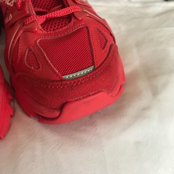 Fila Electrove 2 Limited Edition V Day Women’s Sneakers EUC In Box - Picture 5 of 16